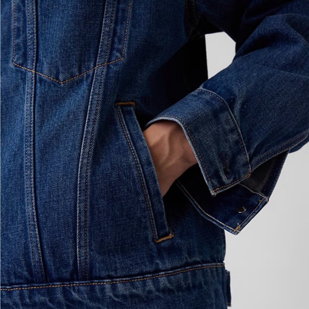NWT GAP Classic Icon Oversized Denim Jacket with Pockets in Medium Wash - Picture 5 of 8